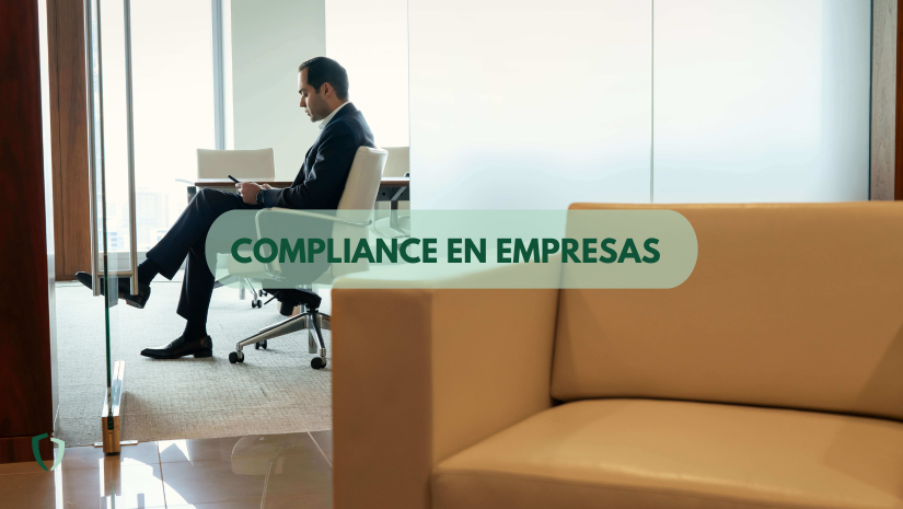 Empleado en una oficina sentado en su silla 